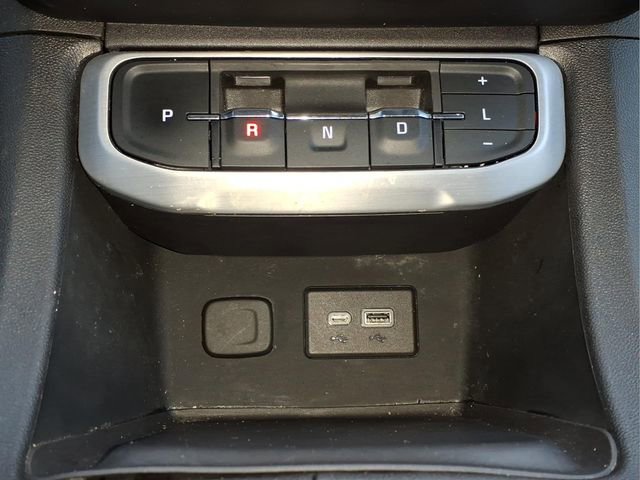 Used 2023 GMC Acadia SLE w/ Driver Convenience Package image 21