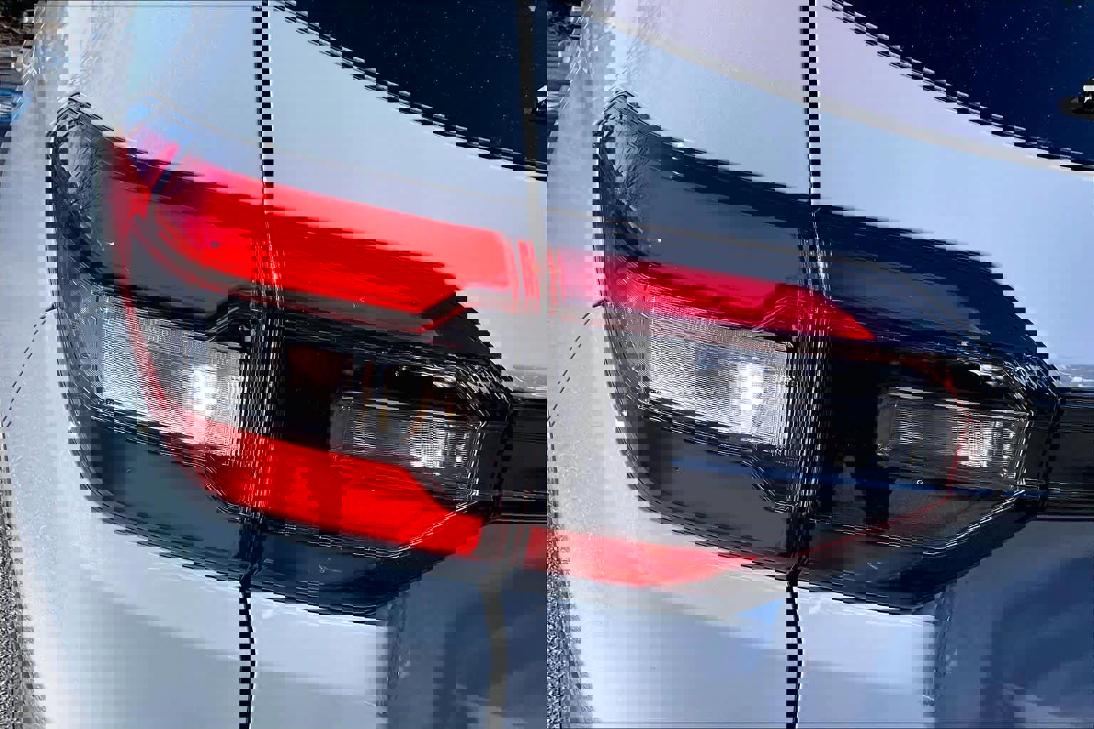 New 2026 Honda Pilot Sport image 4