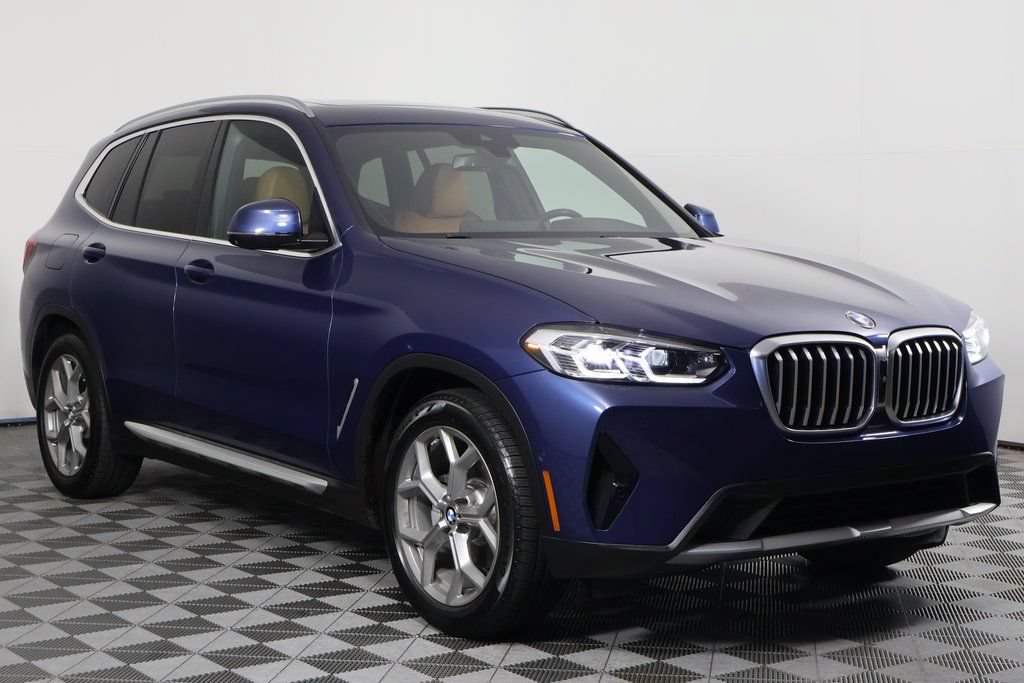 Used 2022 BMW X3 sDrive30i w/ Premium Package RWD image 3