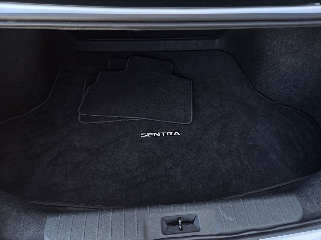 Used 2025 Nissan Sentra SV FWD image 25