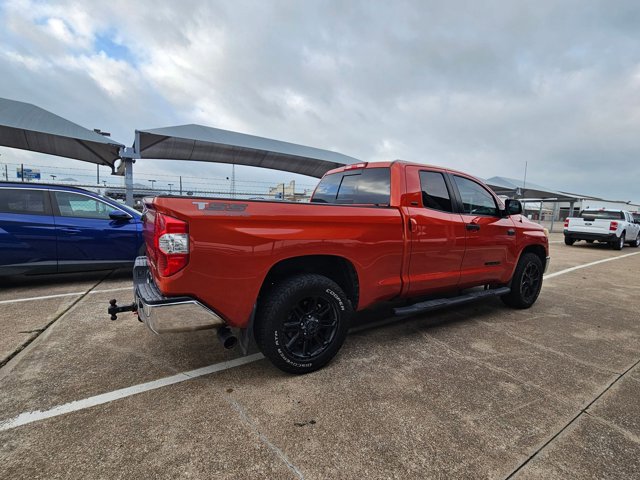 Used 2017 Toyota Tundra SR5 w/ SR5 Upgrade Package AWD/4WD image 5