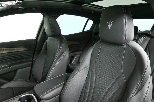 New 2025 Maserati Grecale Folgore AWD/4WD image 5