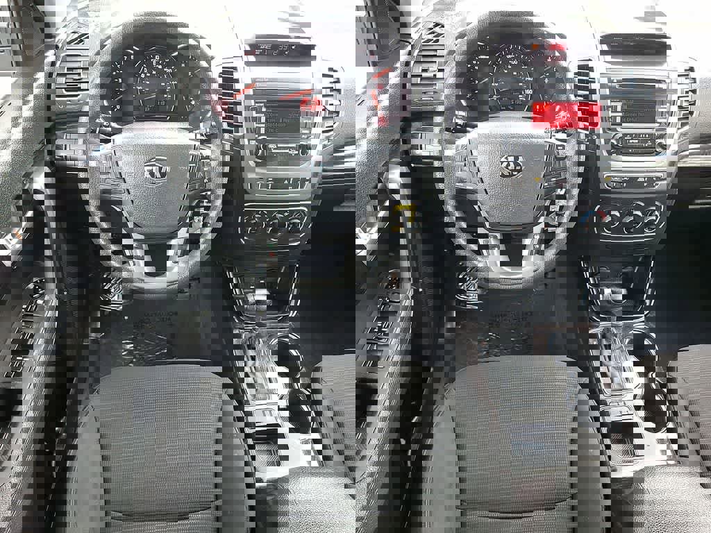 Used 2014 Kia Sorento LX image 21