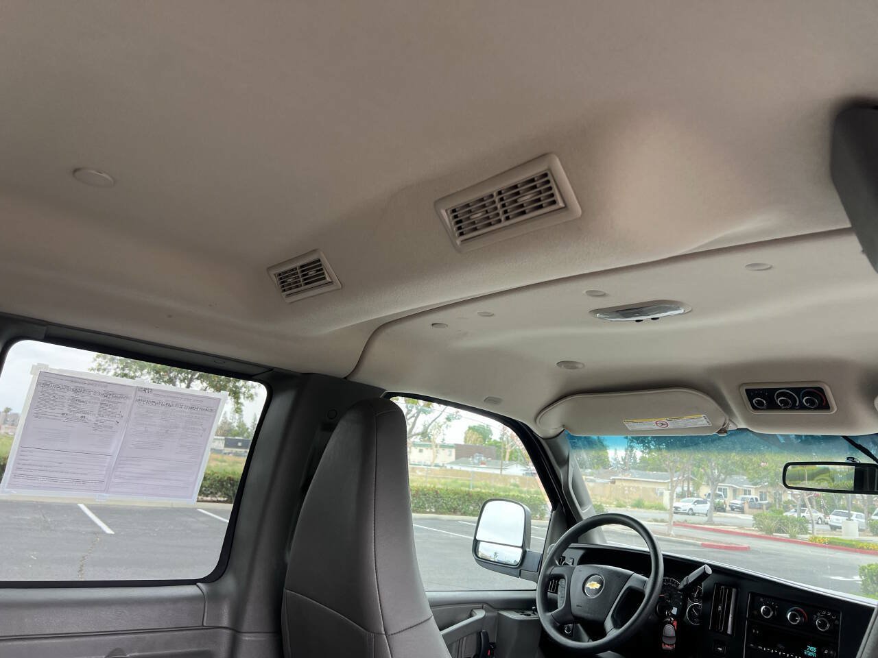 Used 2018 Chevrolet Express 3500 LT w/ LT Preferred Equipment Group RWD image 24