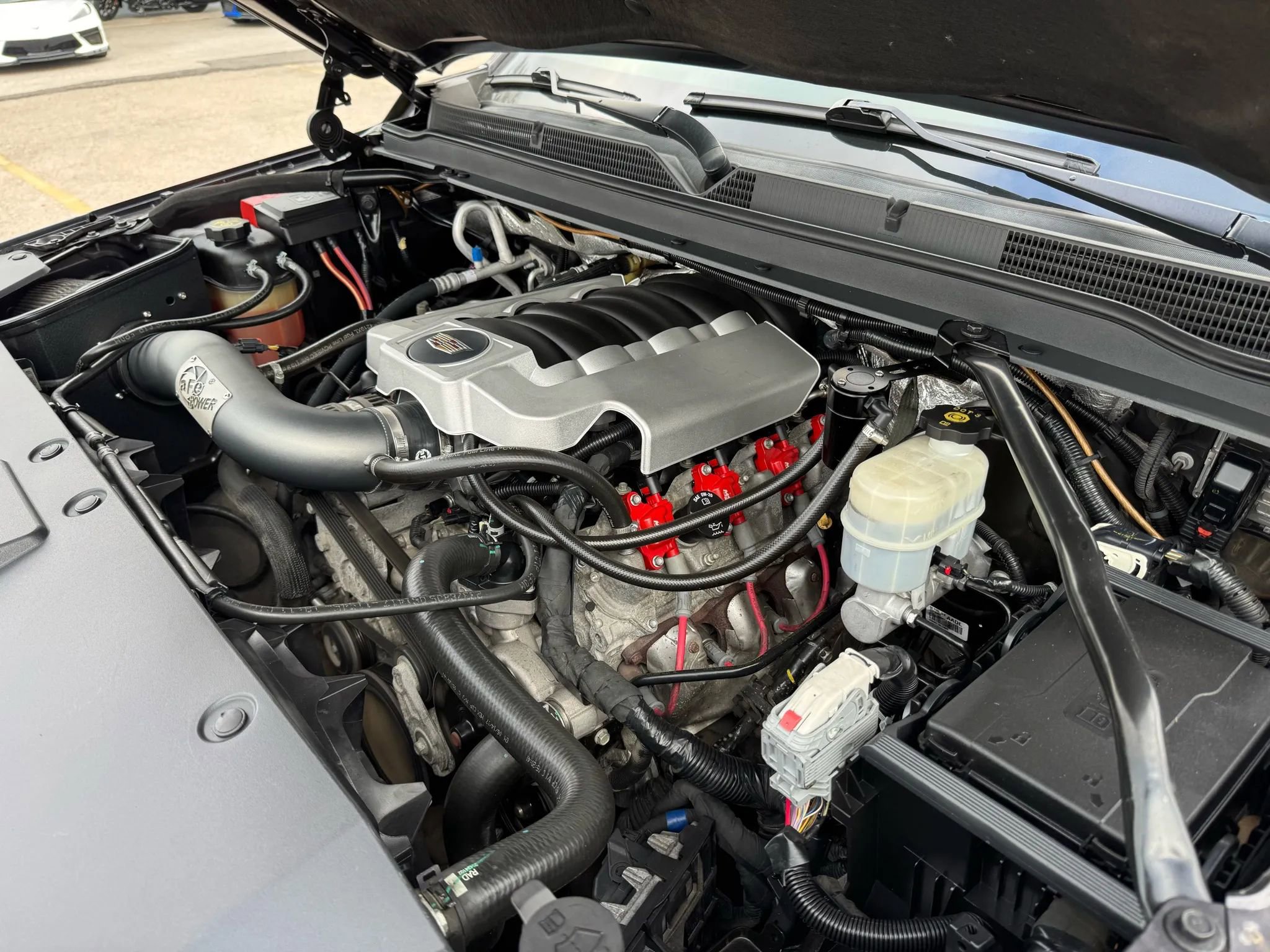 Used 2017 Cadillac Escalade Luxury image 40