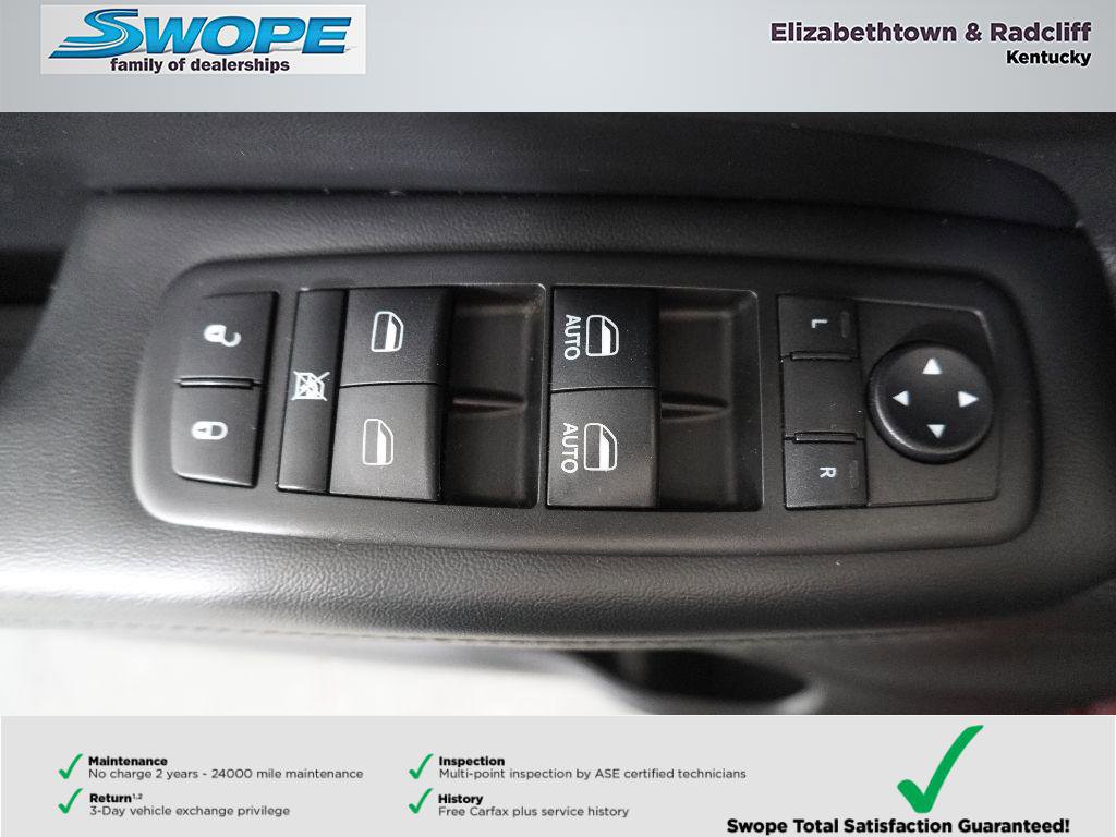Used 2019 Jeep Grand Cherokee Altitude AWD/4WD image 14