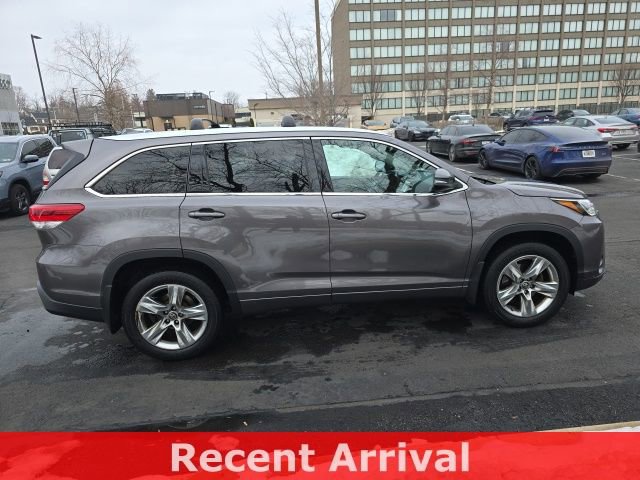 Used 2018 Toyota Highlander Limited w/ Protection Package #3 image 7