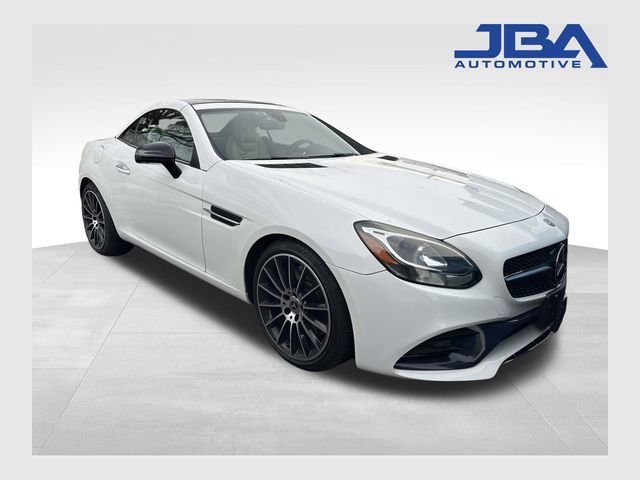 Used 2018 Mercedes-Benz SLC 300 image 1