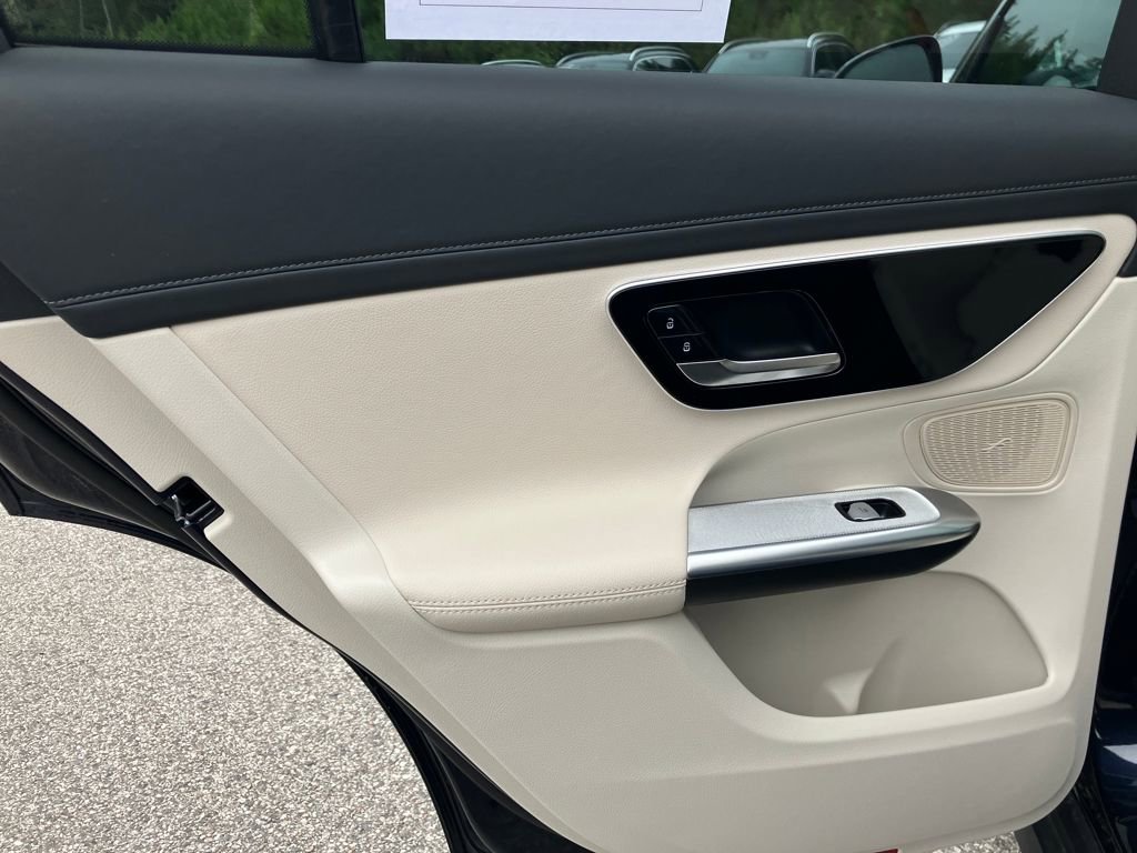 Certified 2024 Mercedes-Benz GLC 300 w/ Advanced USB Package image 29