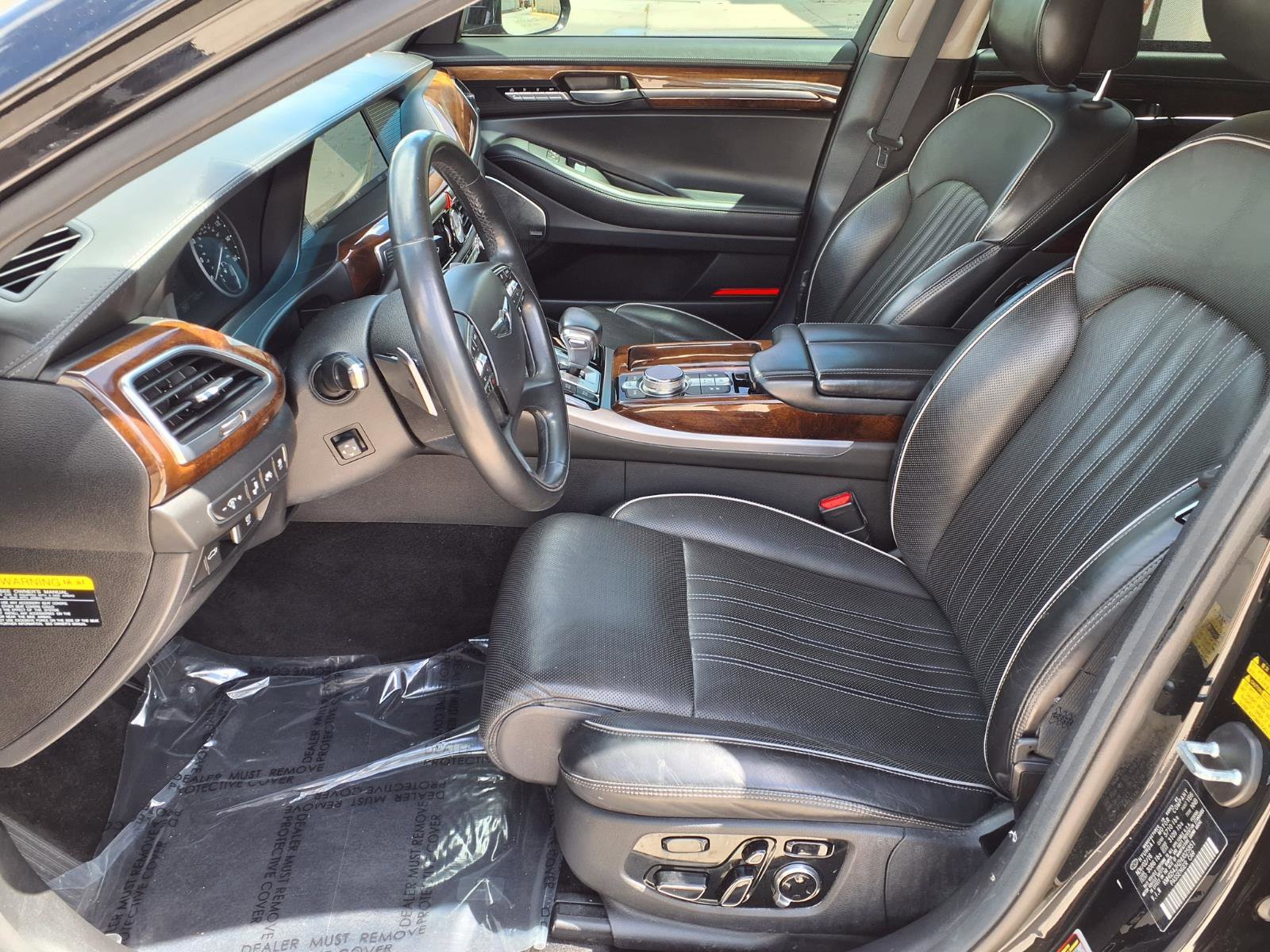 Used 2017 Genesis G90 5.0 Ultimate image 19