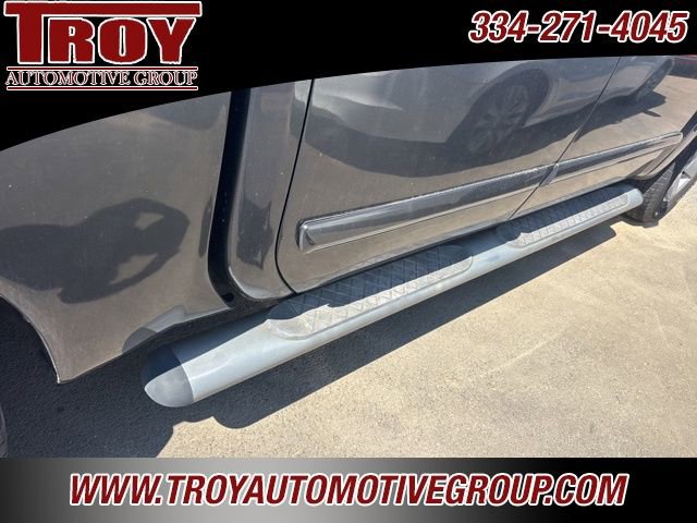 Used 2004 Nissan Titan LE w/ (Tow) Big Tow Pkg image 13