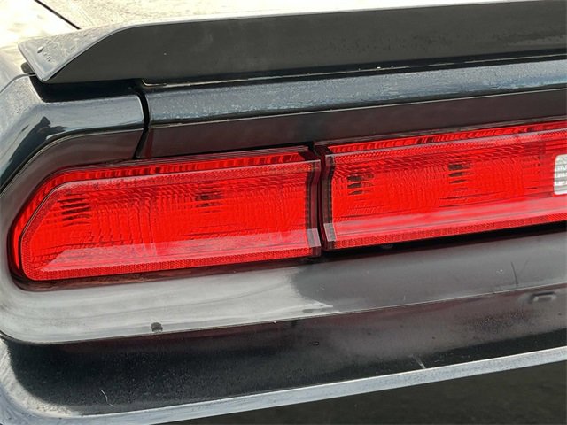 Used 2010 Dodge Challenger R/T image 11