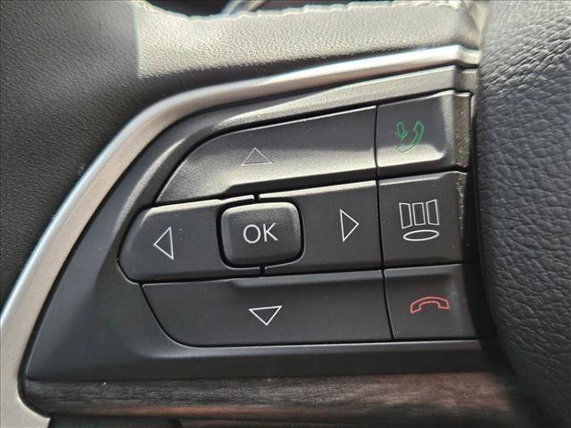 Used 2023 Jeep Grand Cherokee Limited RWD image 16