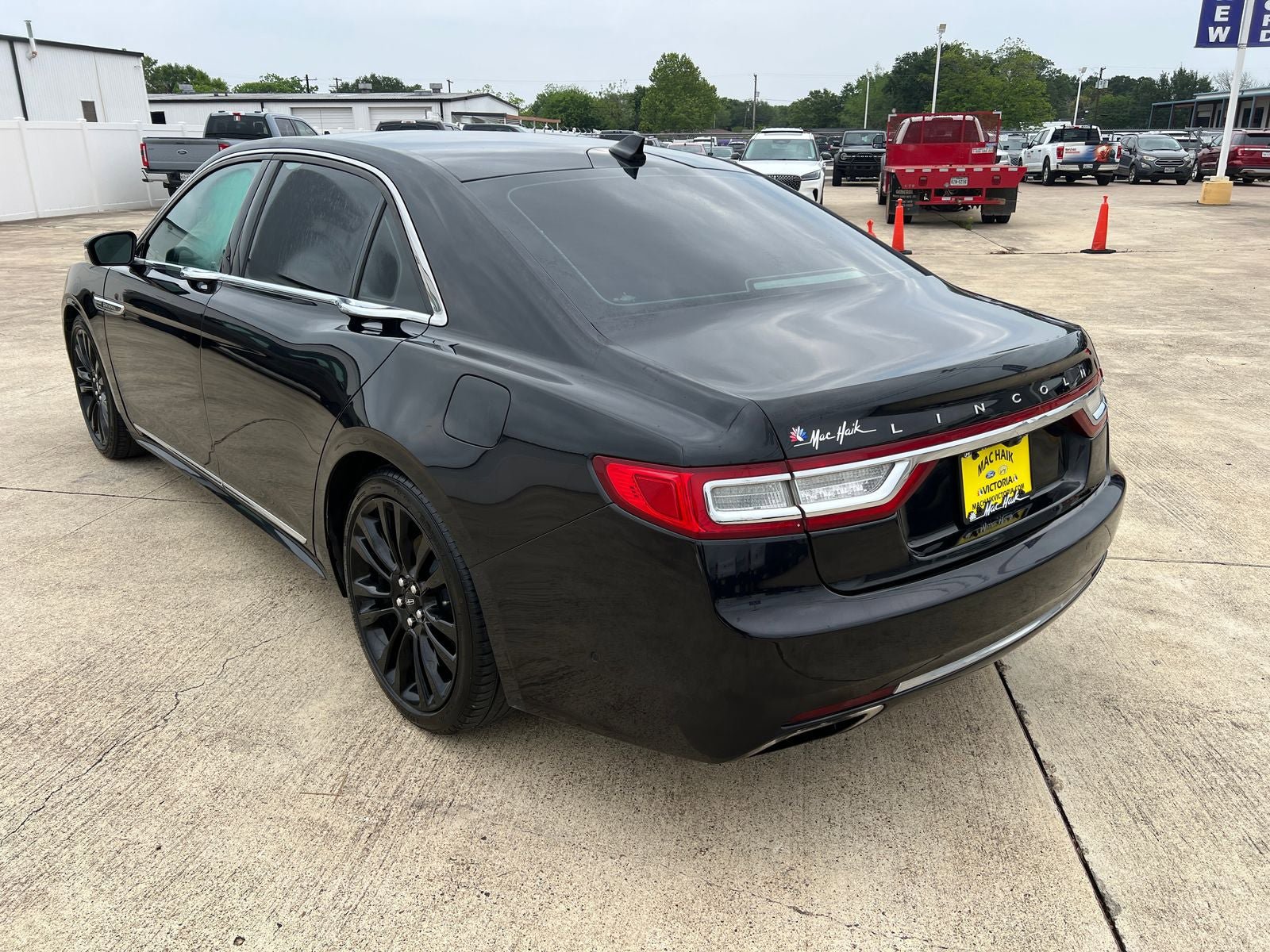 Used 2020 Lincoln Continental Reserve AWD/4WD image 5