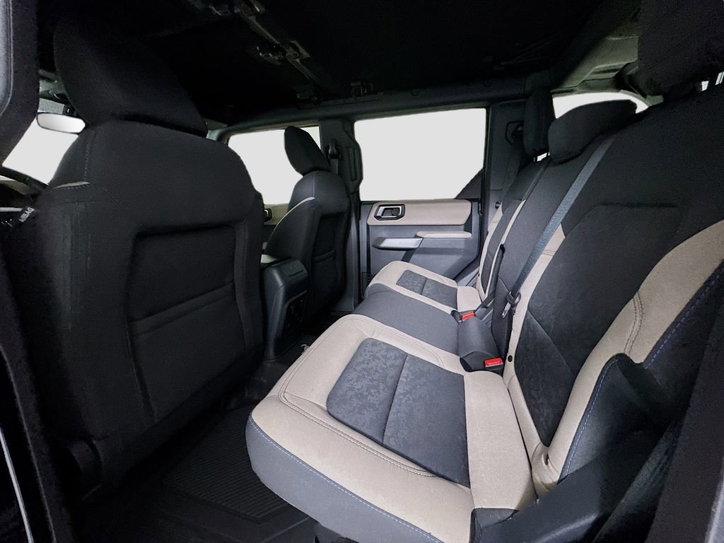 Used 2023 Ford Bronco Wildtrak image 21