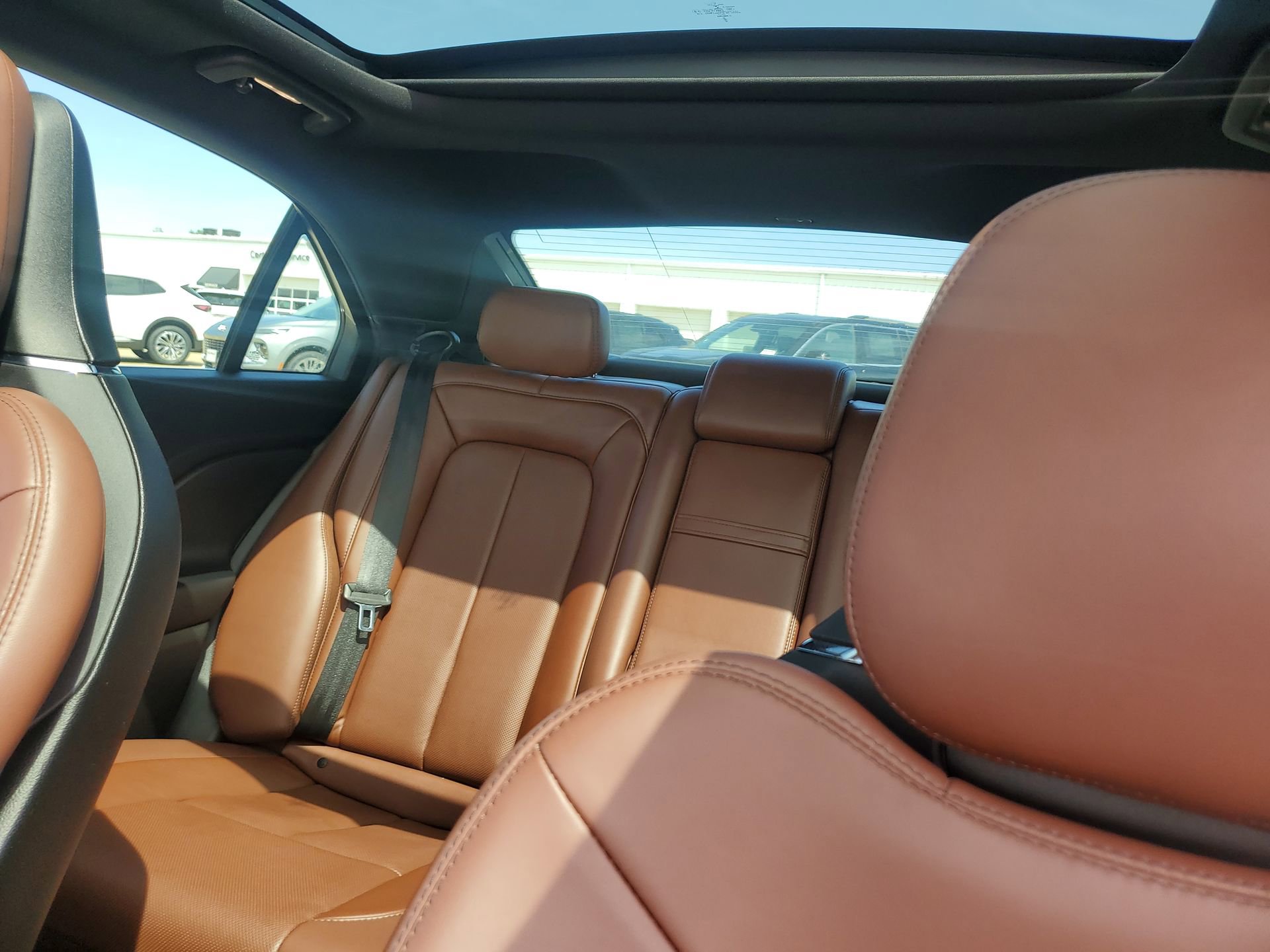 Used 2018 Lincoln Continental Reserve AWD/4WD image 29