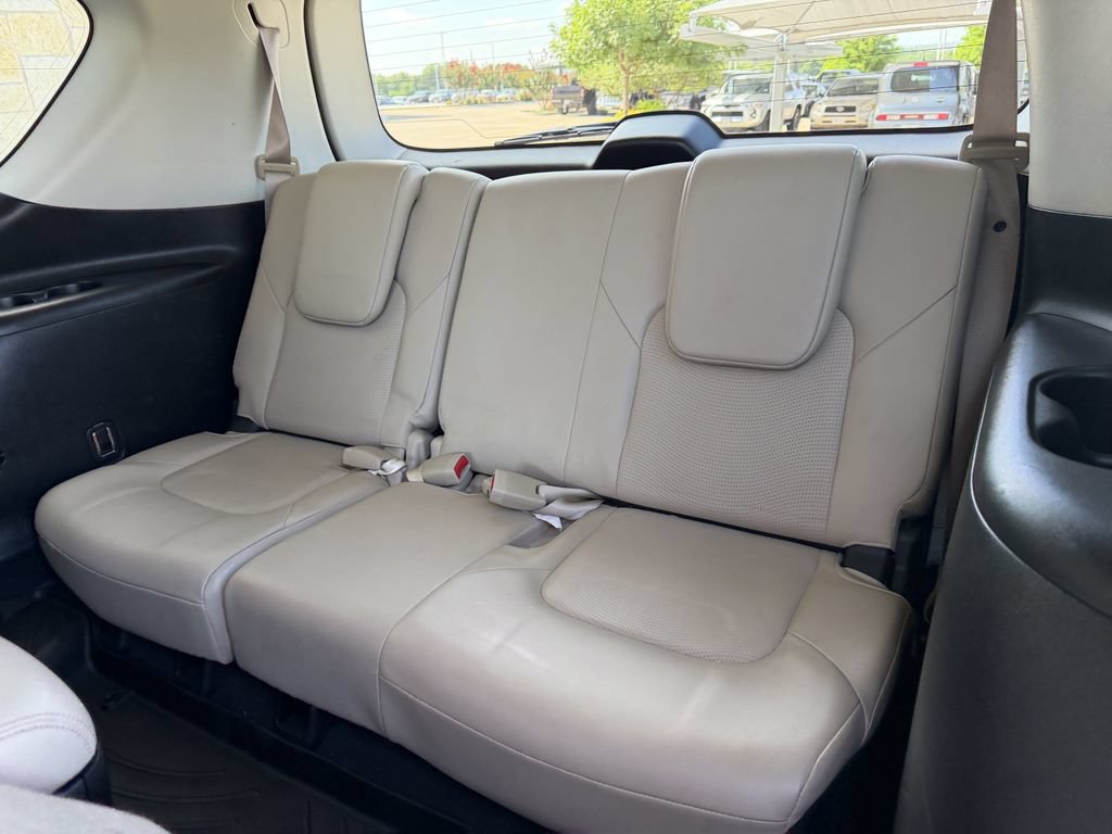Used 2017 Nissan Armada Platinum w/ Captain Seat Package RWD image 30