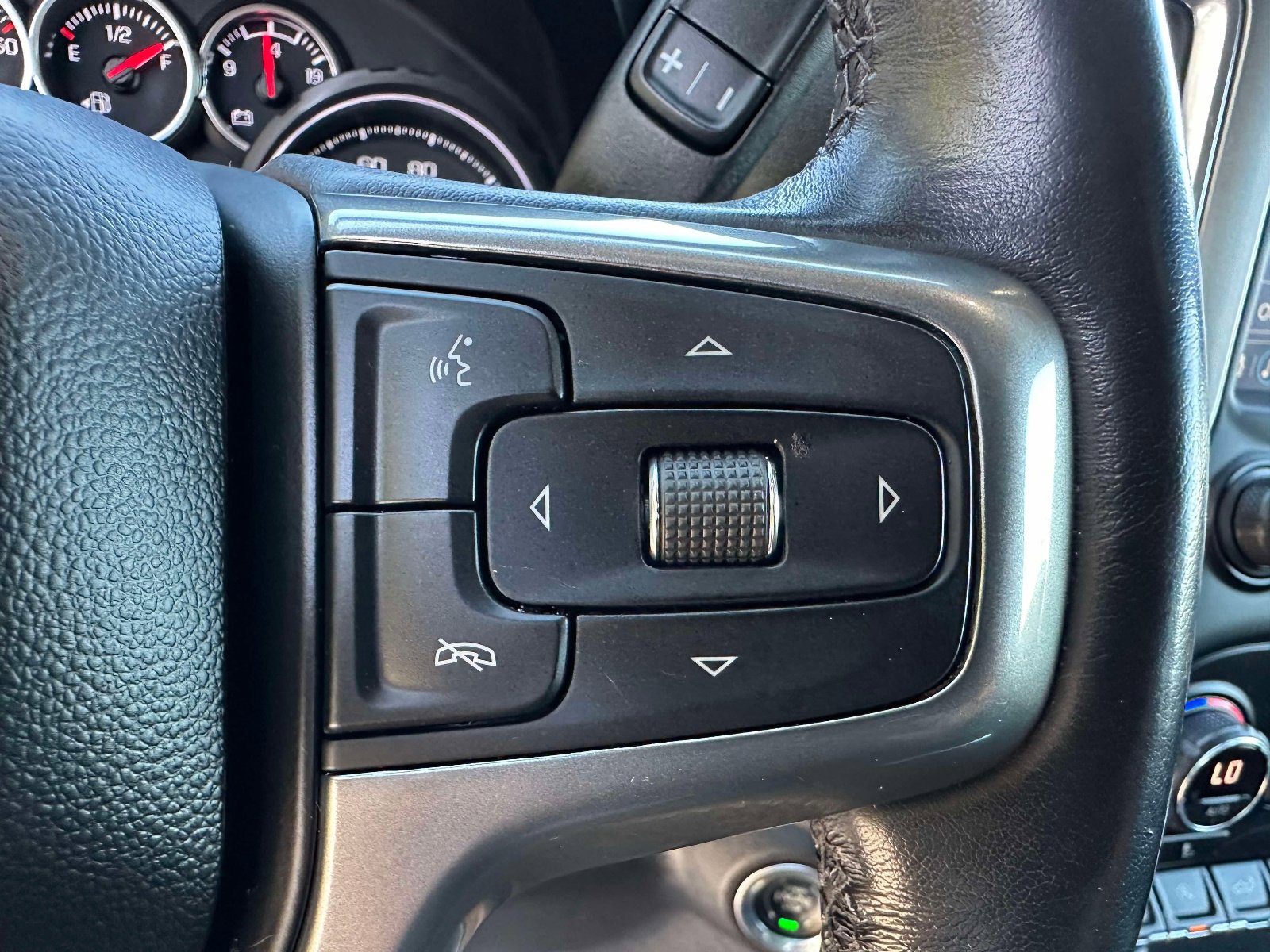 Used 2021 Chevrolet Silverado 1500 LT Trail Boss w/ Convenience Package II image 15