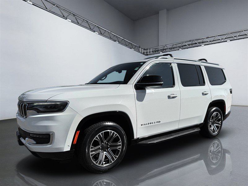 Used 2023 Jeep Wagoneer 4WD w/ Premium Group I image 11