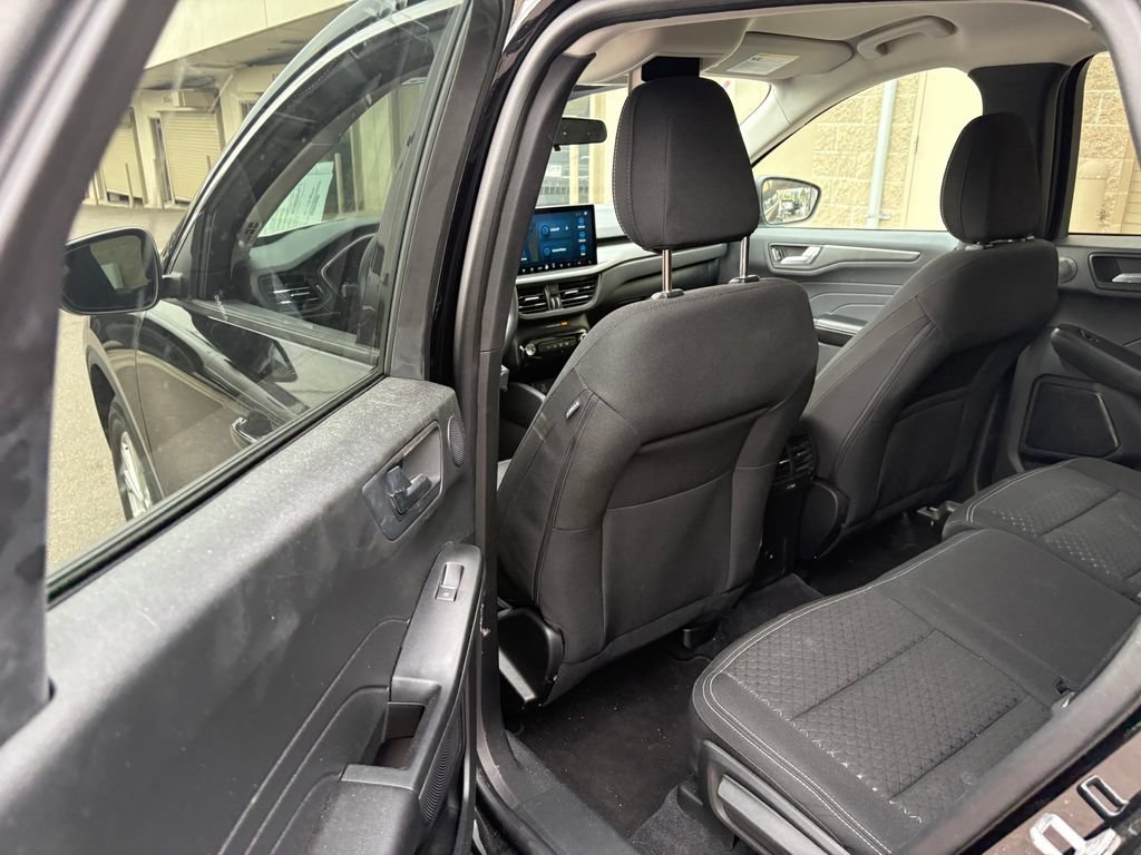 Used 2023 Ford Escape Active w/ Tech Pack #2 AWD/4WD image 25