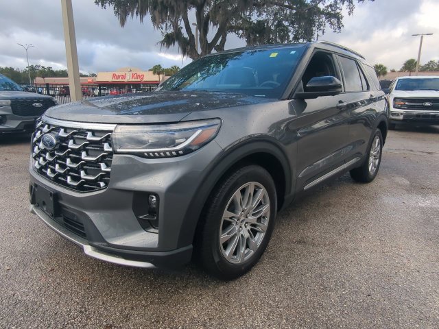 New 2026 Ford Explorer Platinum RWD image 9