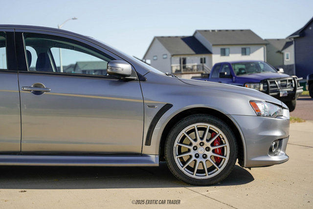 Used 2015 Mitsubishi Lancer Evolution GSR image 11
