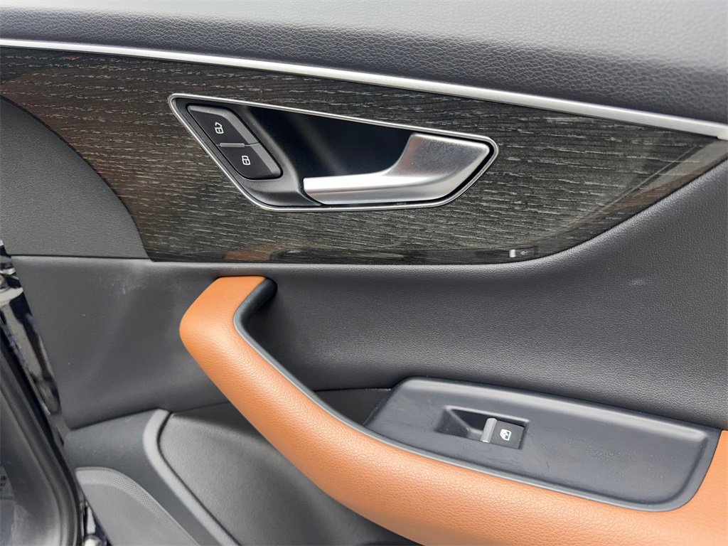 Used 2021 Audi Q7 3.0T Premium w/ Convenience Package image 54