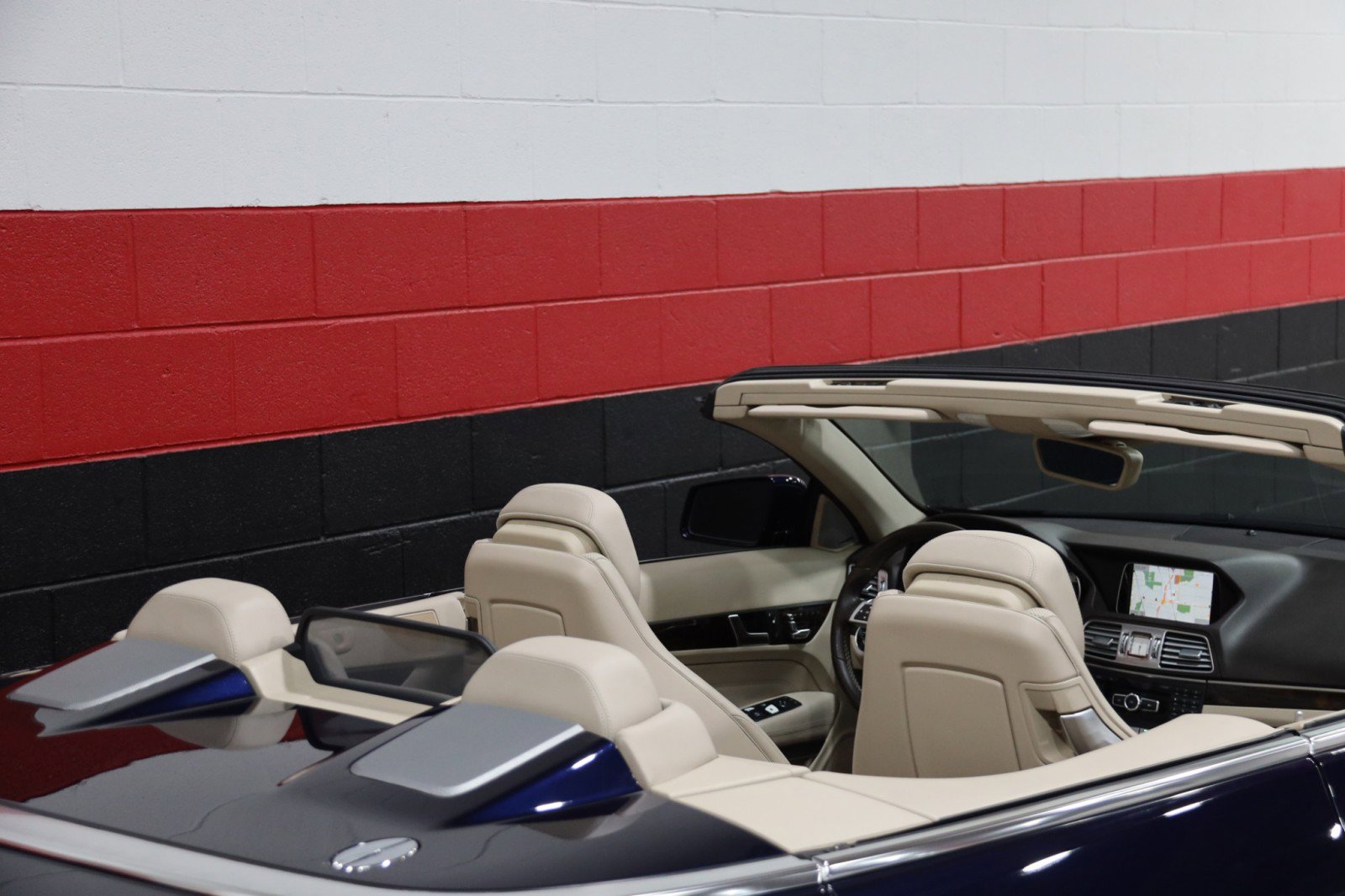 Used 2015 Mercedes-Benz E 400 Cabriolet w/ Premium 1 Package image 10