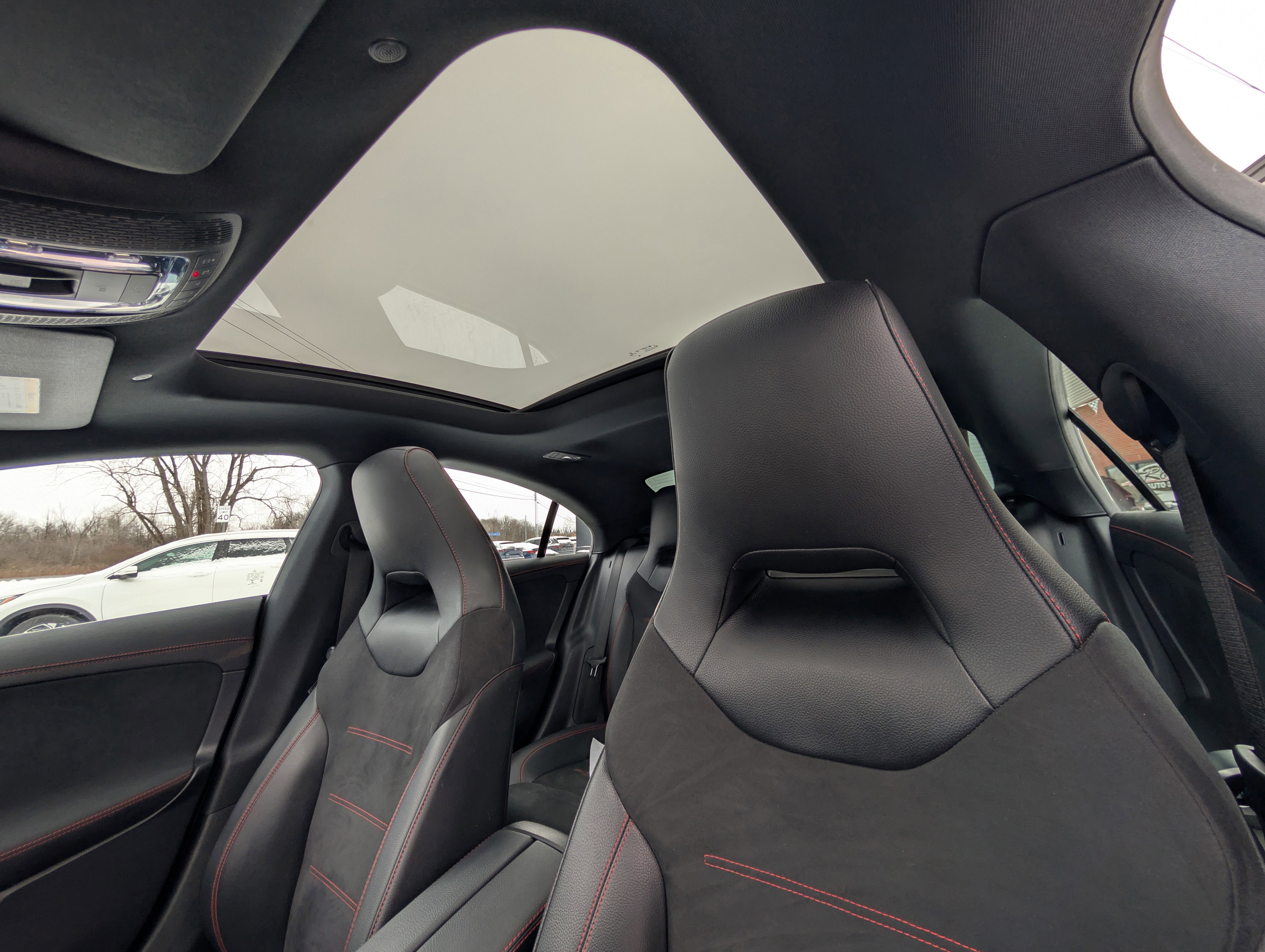 Used 2022 Mercedes-Benz CLA 35 AMG 4MATIC image 6