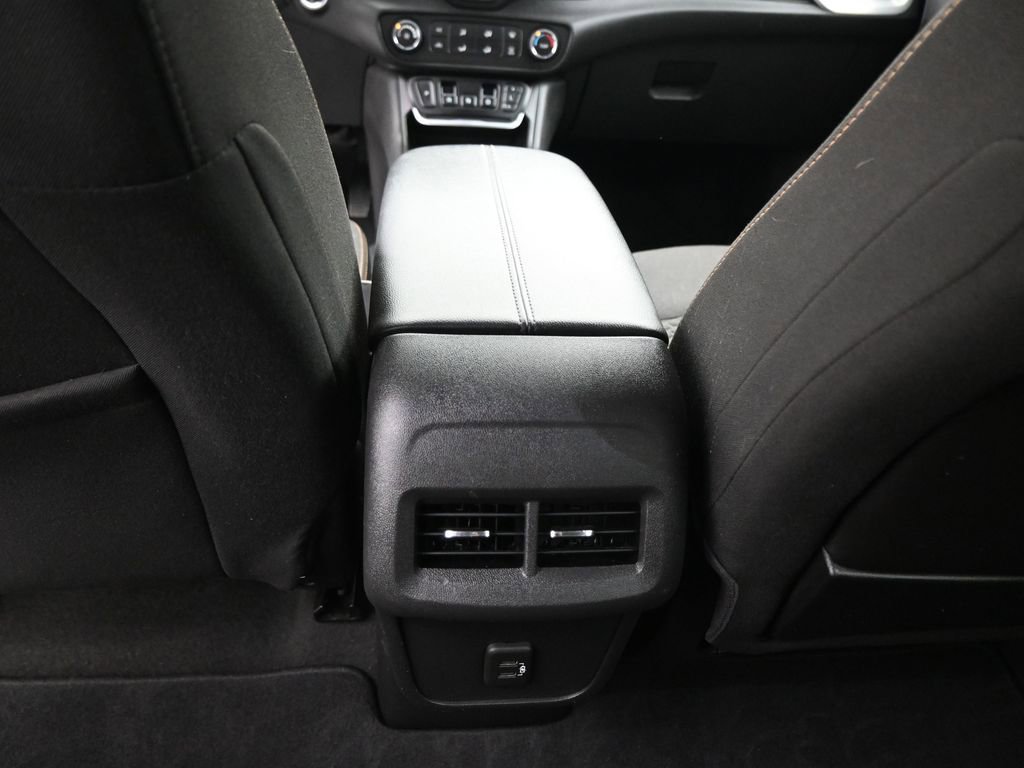 Used 2019 GMC Terrain SLE image 19