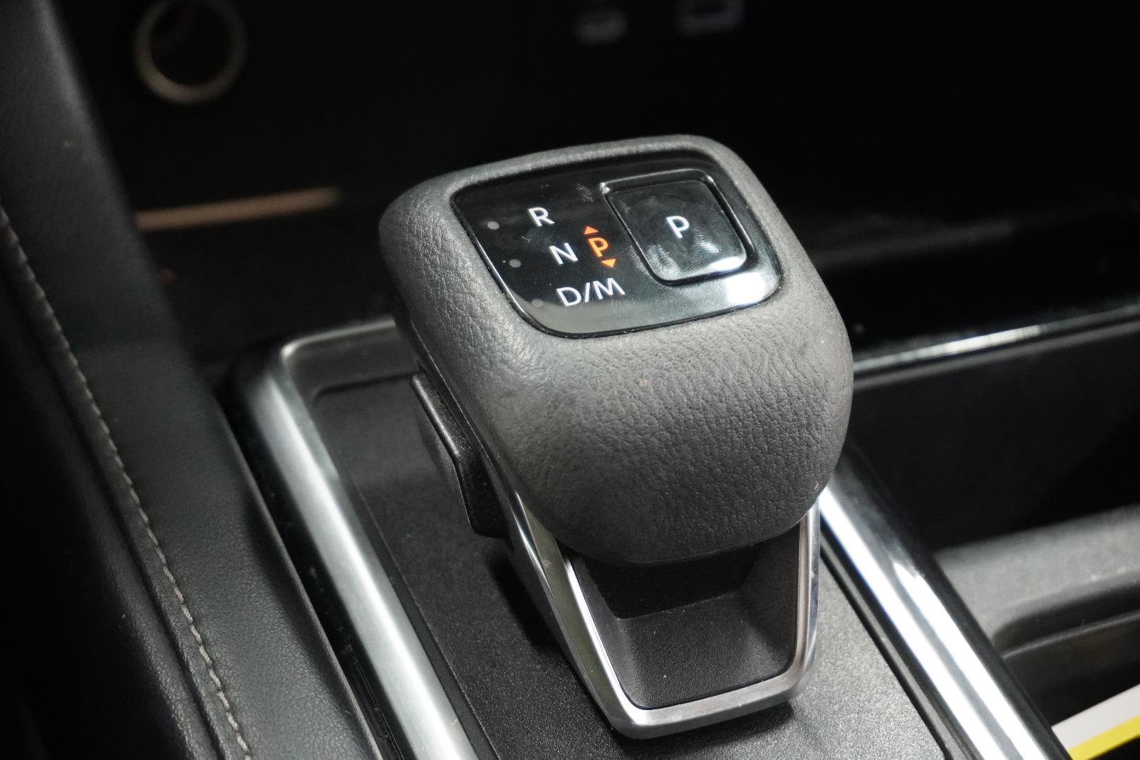 Used 2022 Nissan Pathfinder SL image 25