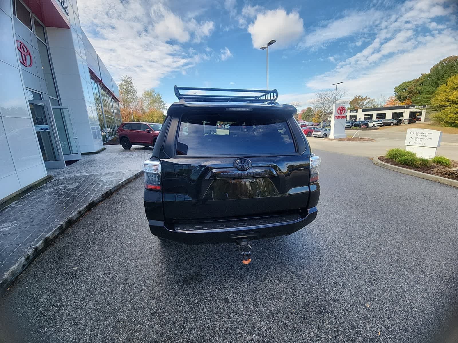 Used 2020 Toyota 4Runner Venture AWD/4WD image 25