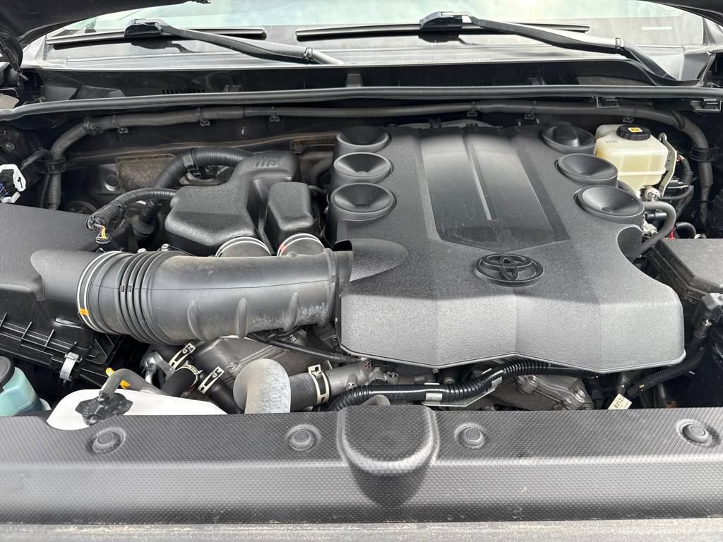 Used 2022 Toyota 4Runner SR5 Premium image 35