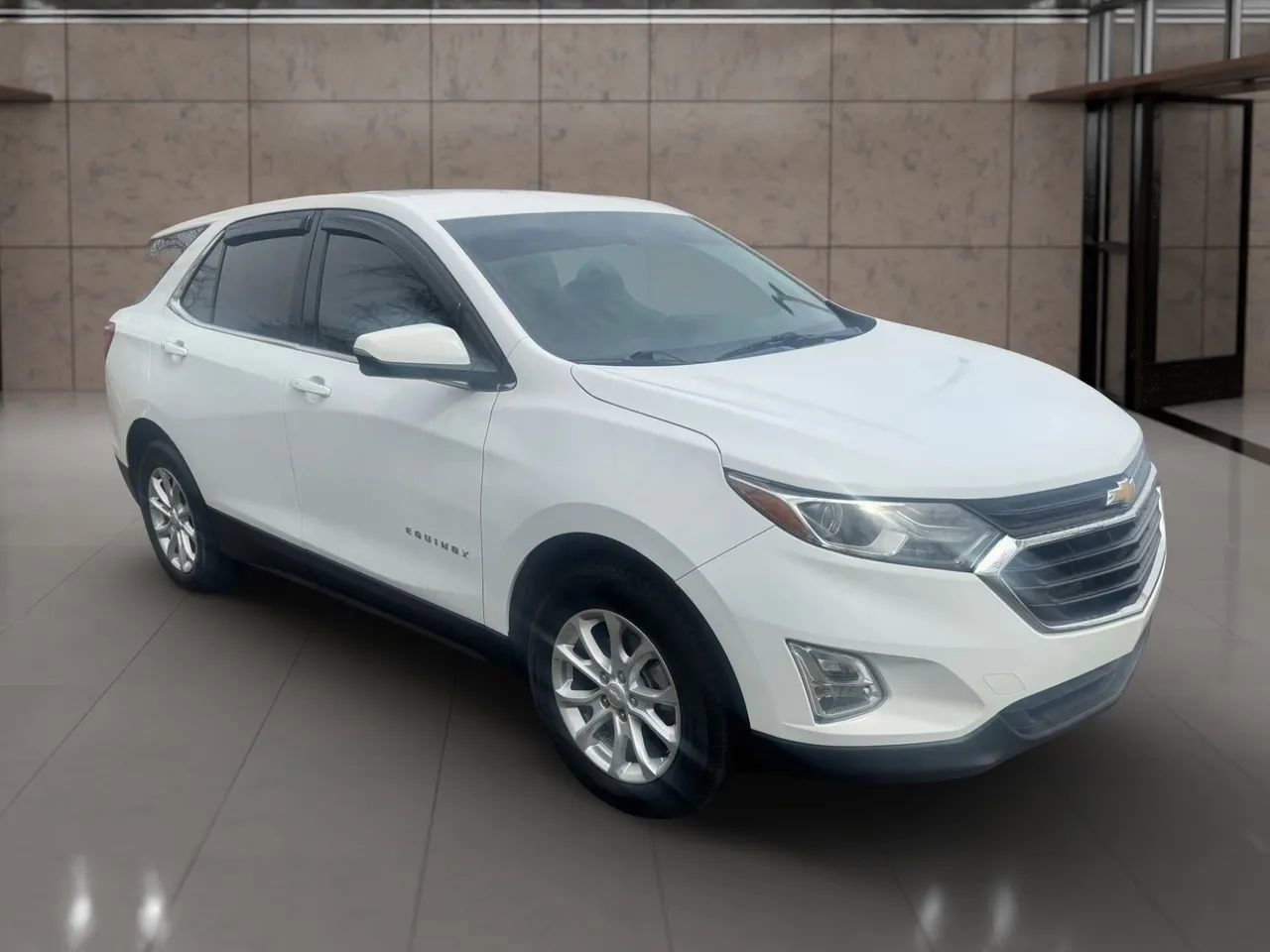 Used 2019 Chevrolet Equinox LT image 9