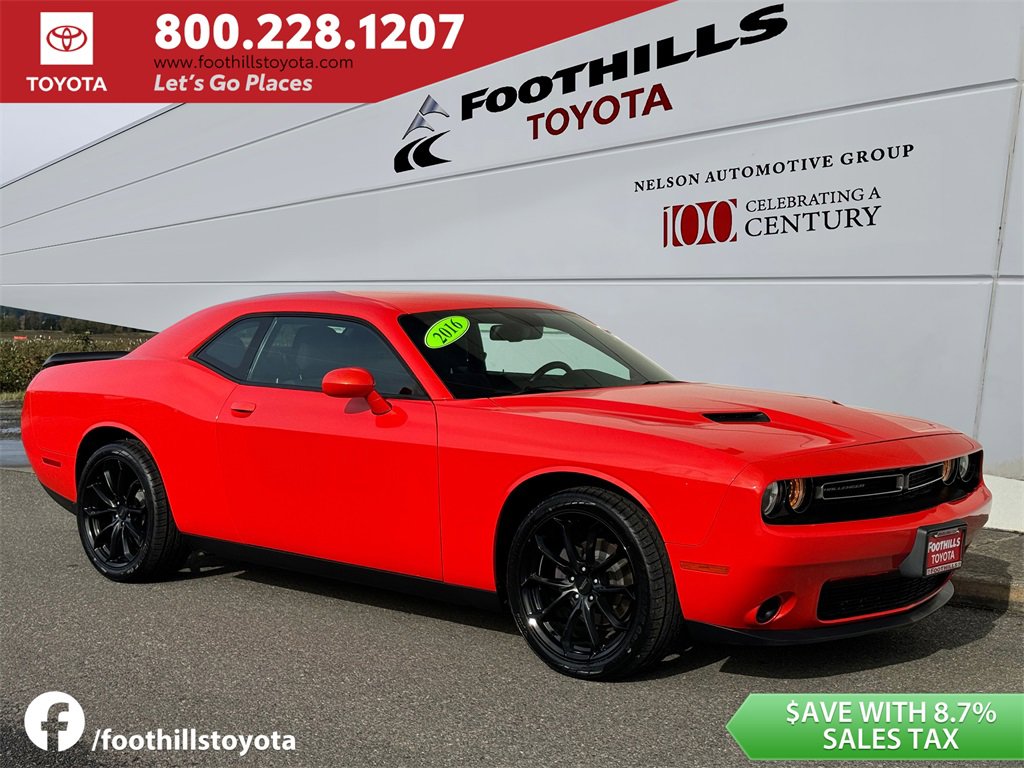 Used 2016 Dodge Challenger SXT w/ Sound Group