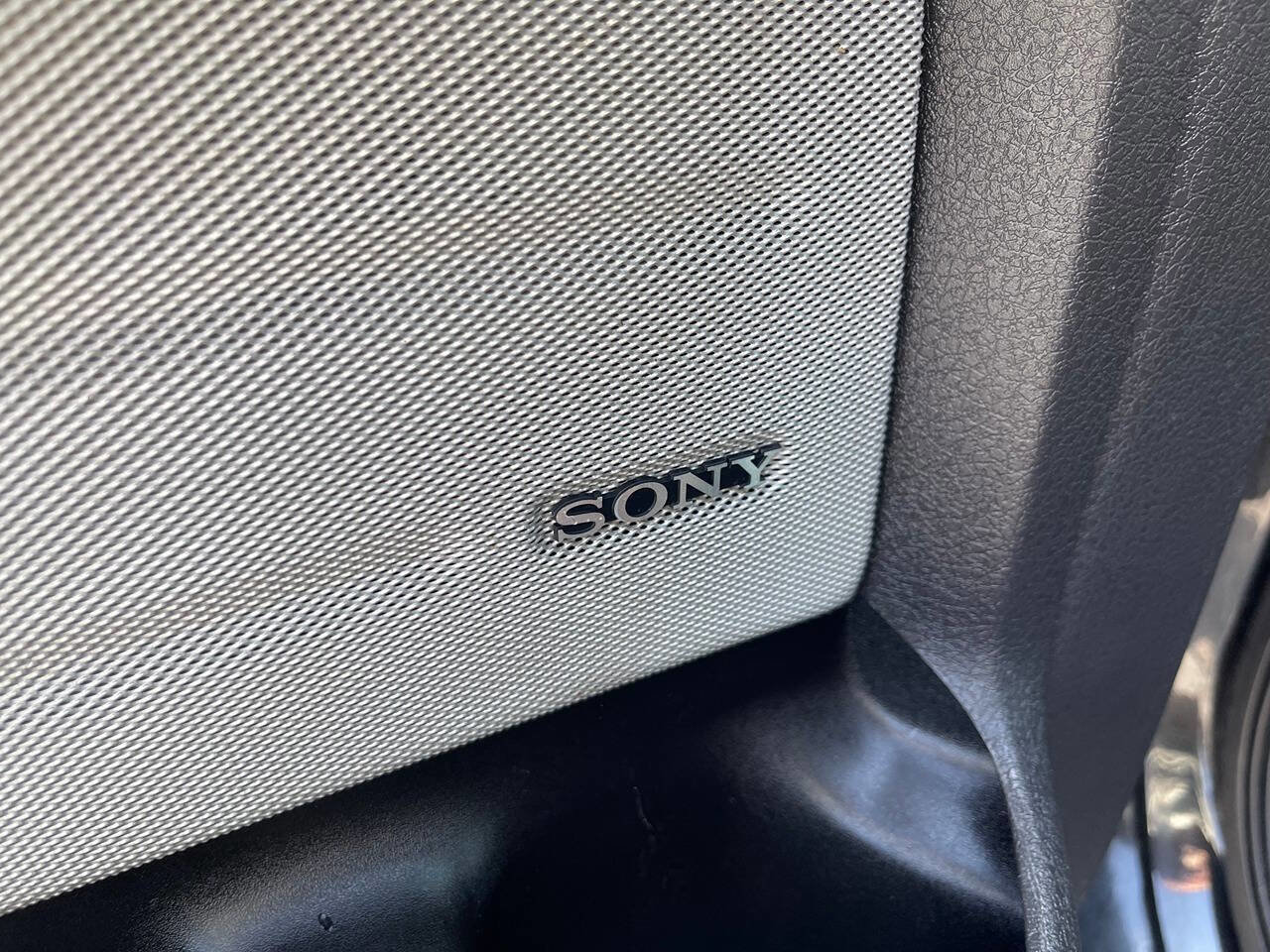 Used 2013 Ford F150 Platinum image 26