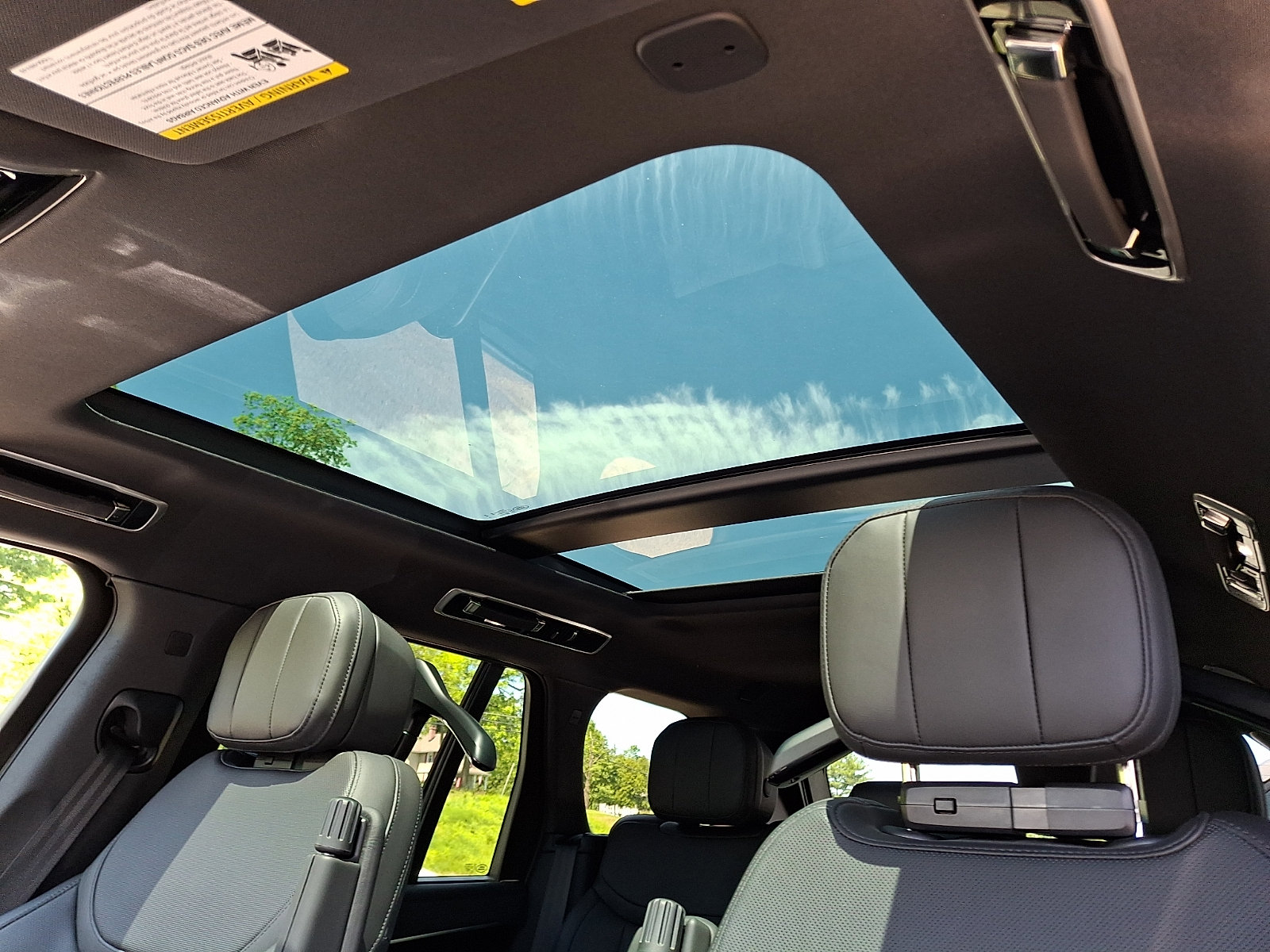 Used 2023 Land Rover Range Rover SE AWD/4WD image 15