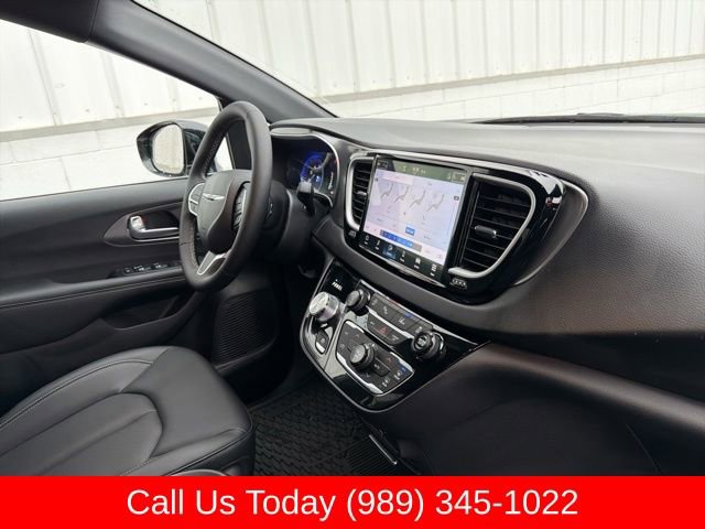 New 2026 Chrysler Voyager LX FWD image 34
