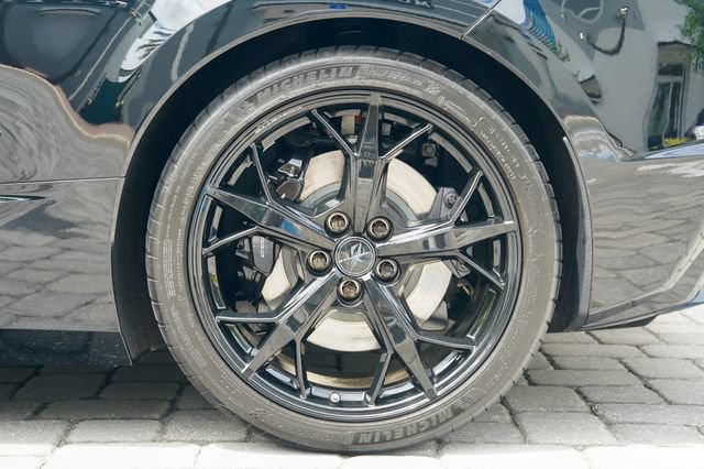 Used 2020 Chevrolet Corvette Stingray Premium Conv w/ 3LT Preferred Equipment Group RWD image 17