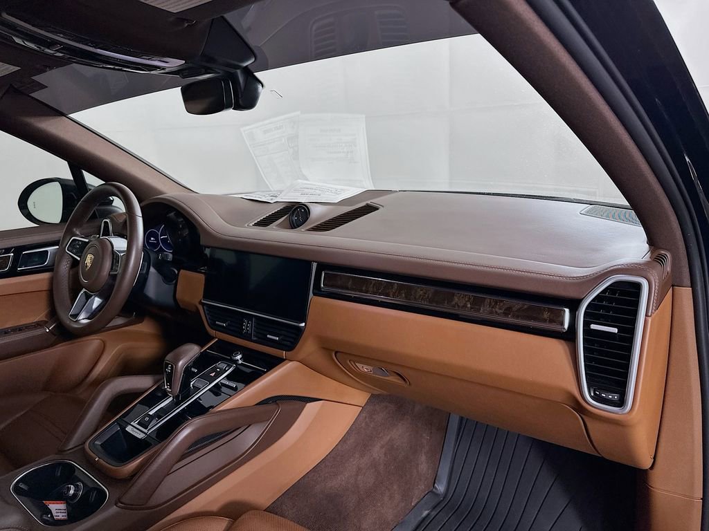 Used 2019 Porsche Cayenne image 37