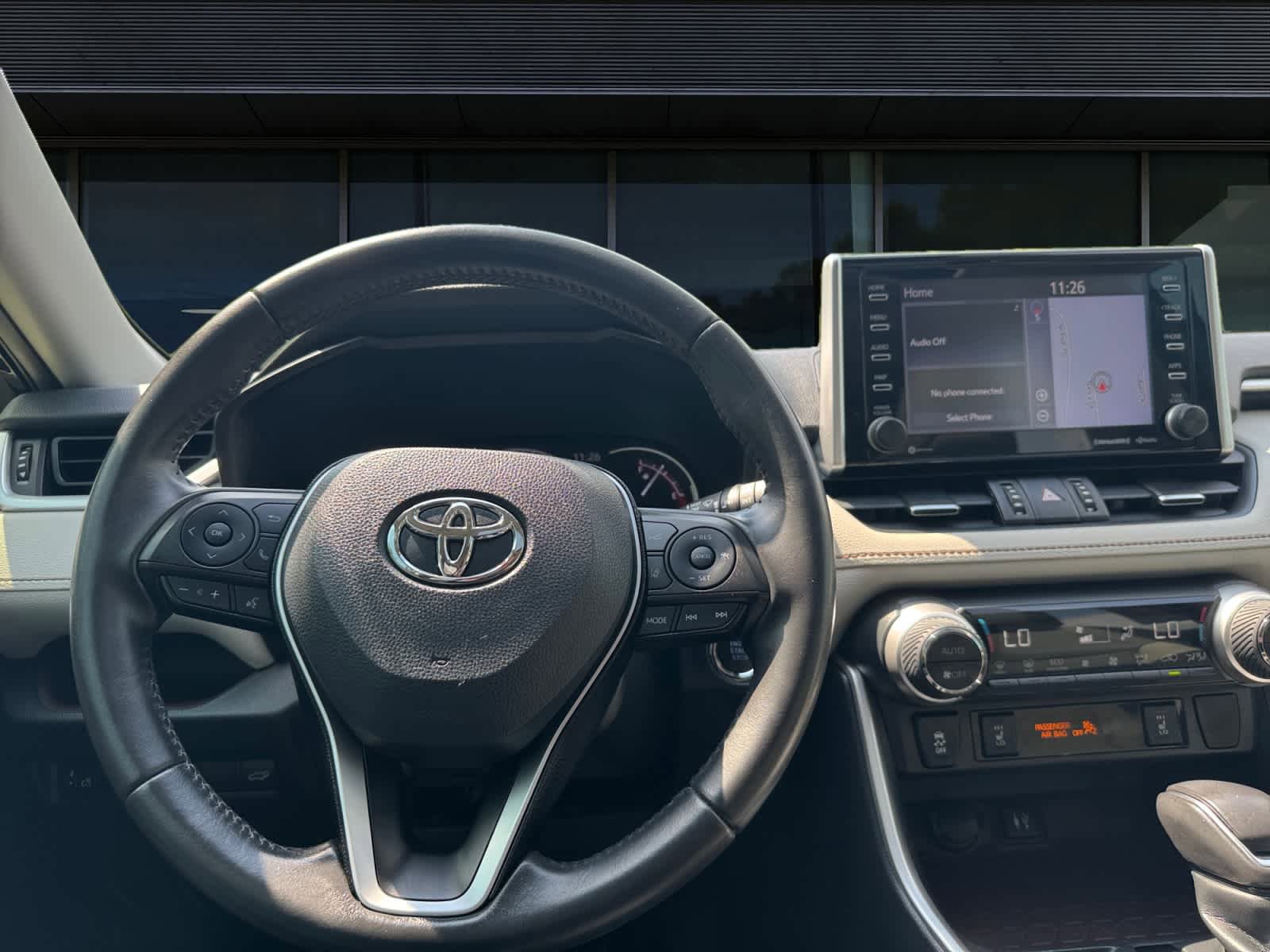 Used 2019 Toyota RAV4 Limited FWD image 4
