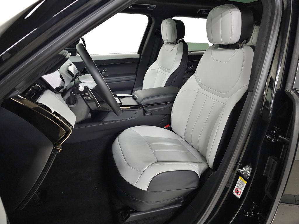Certified 2025 Land Rover Range Rover Sport Autobiography AWD/4WD image 17