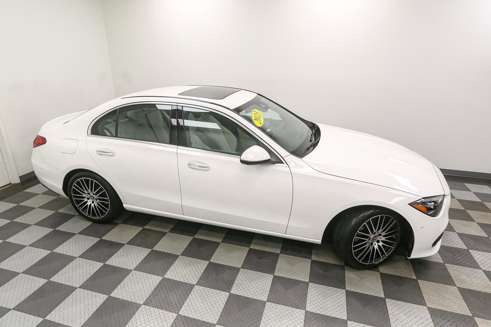 Used 2023 Mercedes-Benz C 300 4MATIC Sedan image 5