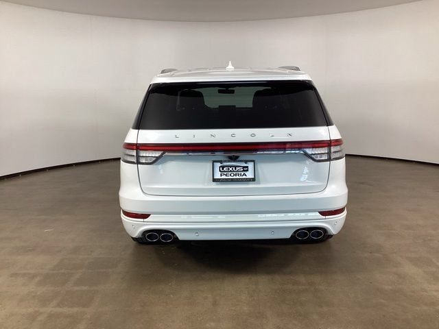 Used 2021 Lincoln Aviator Reserve AWD/4WD image 6