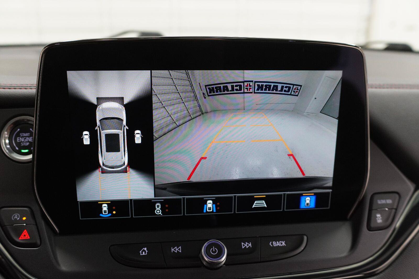Used 2023 Chevrolet Blazer RS w/ Driver Confidence II Package FWD image 18