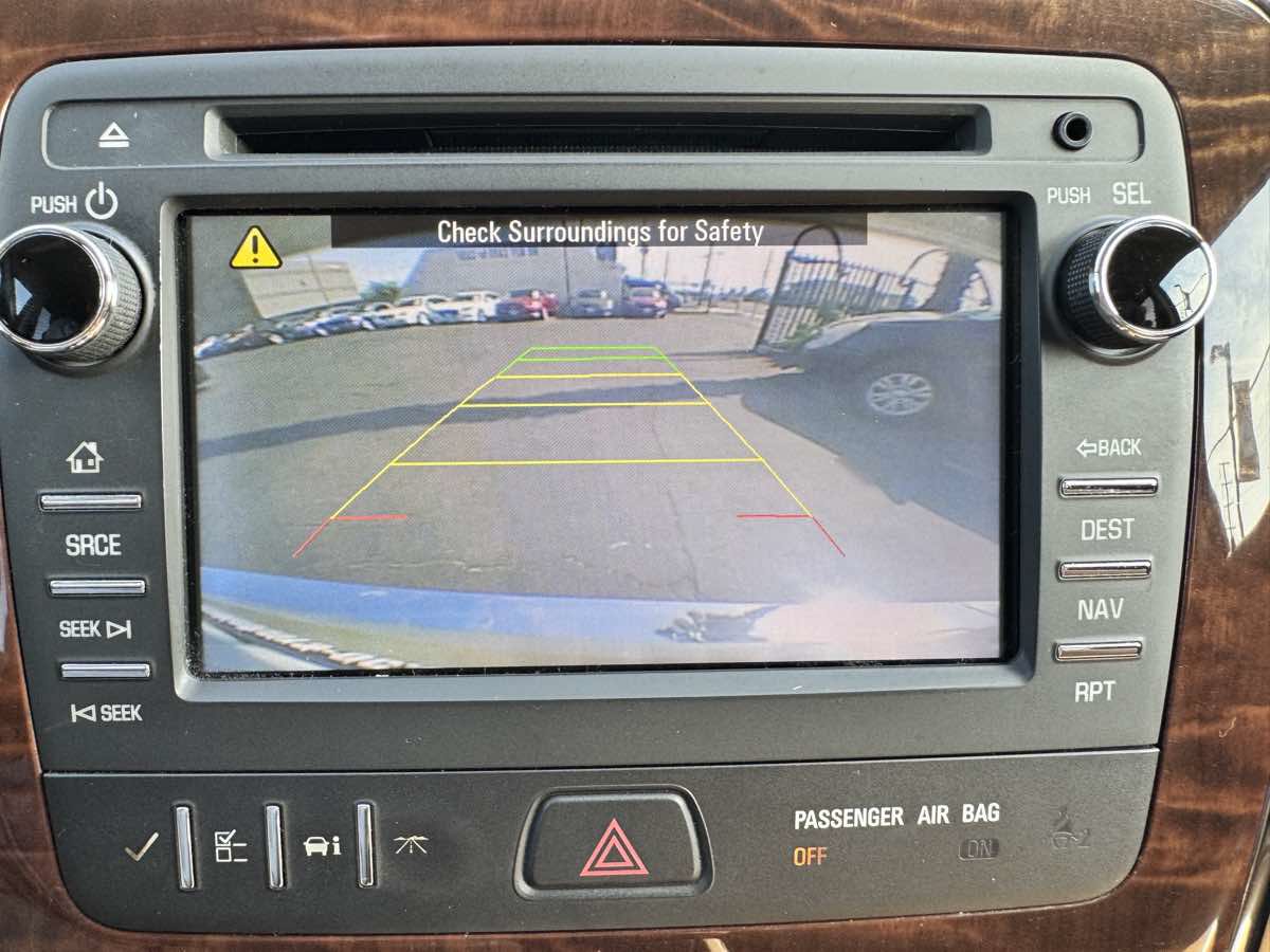 Used 2015 Buick Enclave Leather FWD image 46