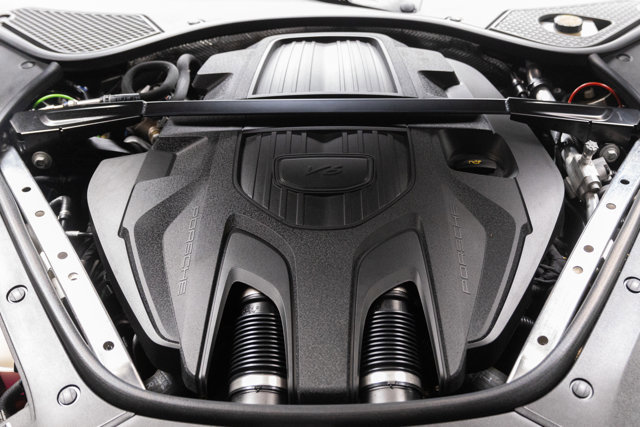 Used 2023 Porsche Panamera 4S Executive image 46