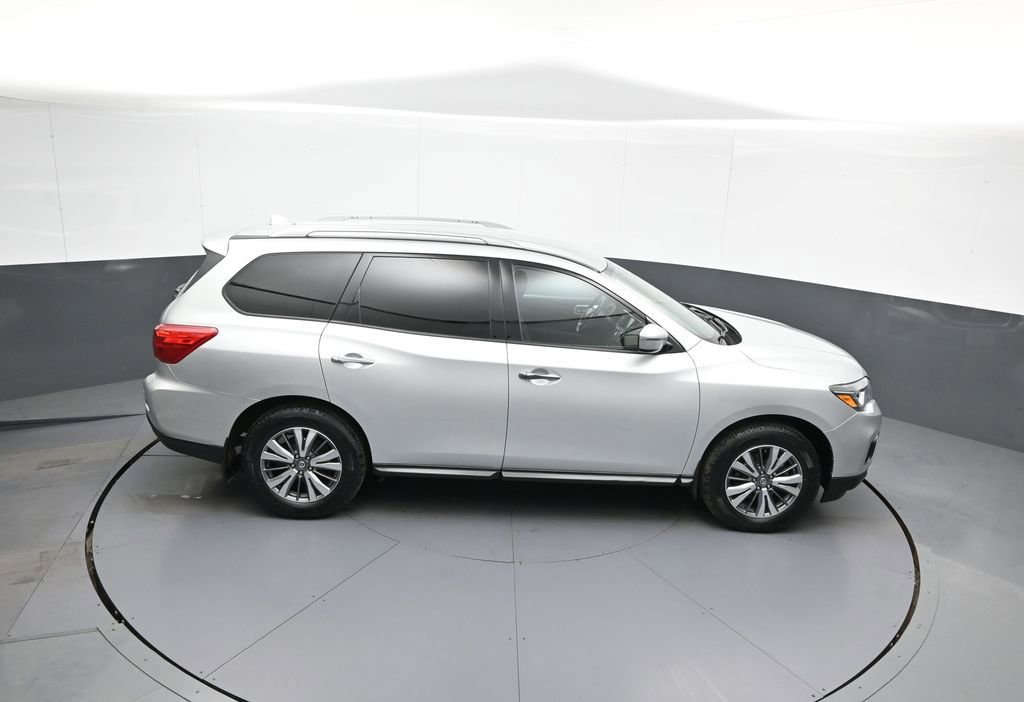 Used 2019 Nissan Pathfinder S AWD/4WD image 37