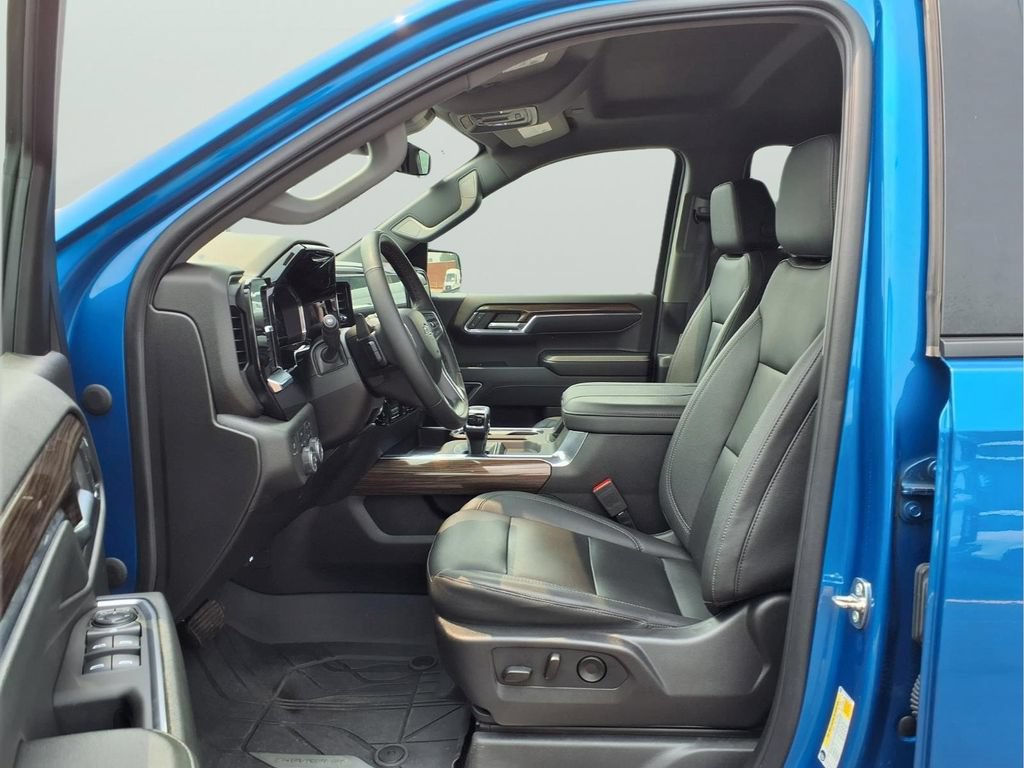 Used 2024 Chevrolet Silverado 1500 RST w/ RST All Star Premium Package AWD/4WD image 15