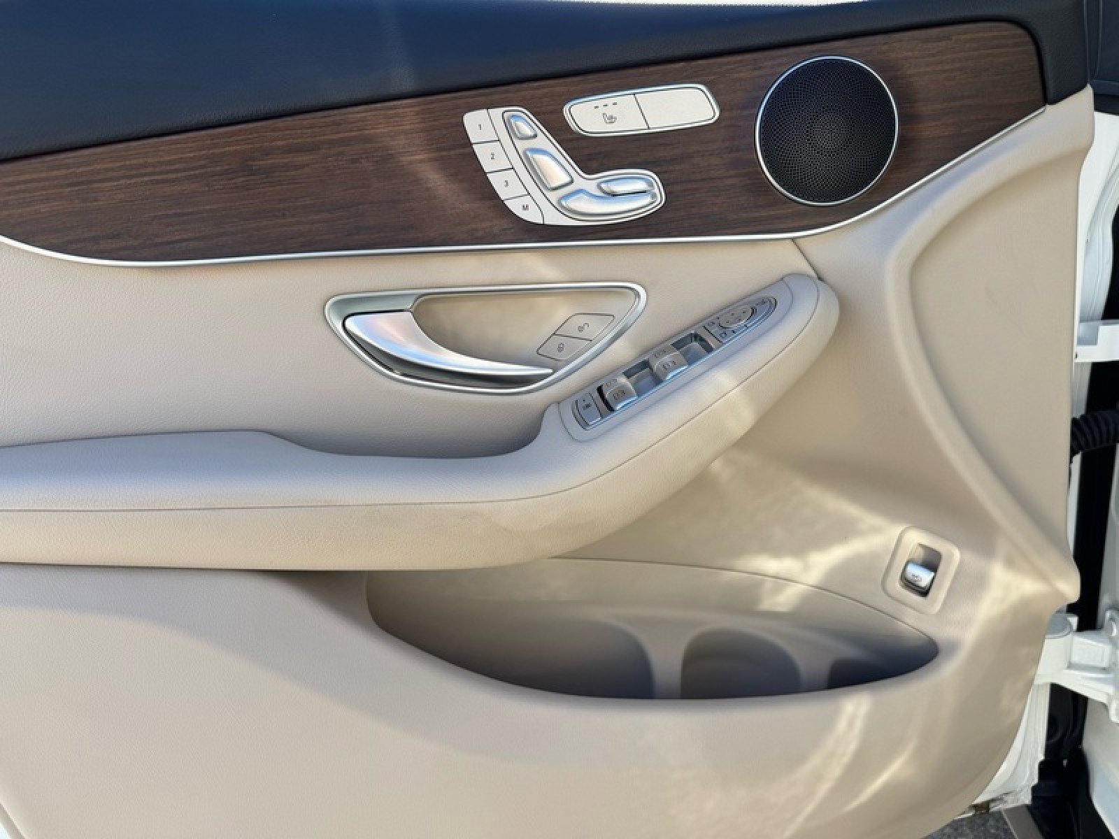 Certified 2022 Mercedes-Benz GLC 300 4MATIC image 14